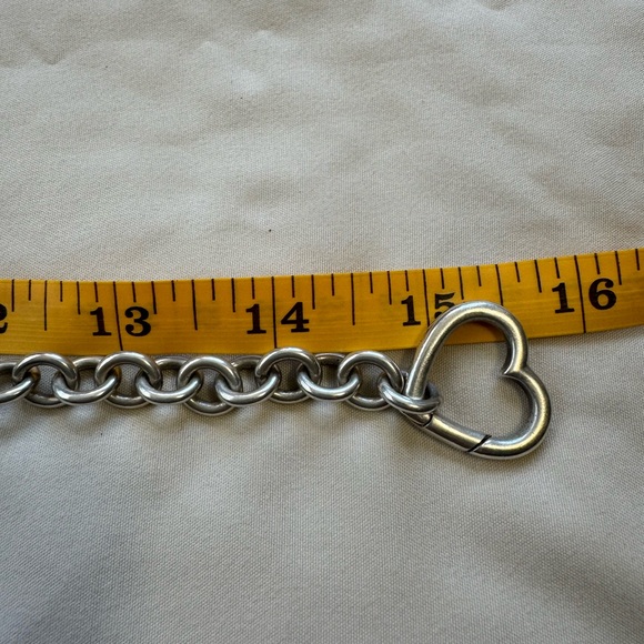 Open Heart Clasp Necklace - Picture 4 of 4